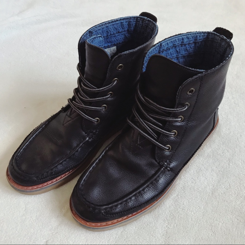 Women’s Toms Searcher Boots